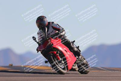media/Nov-06-2023-Moto Forza (Mon) [[ce023d0744]]/3-Intermediate Group/Session 5 (Turn 9)/